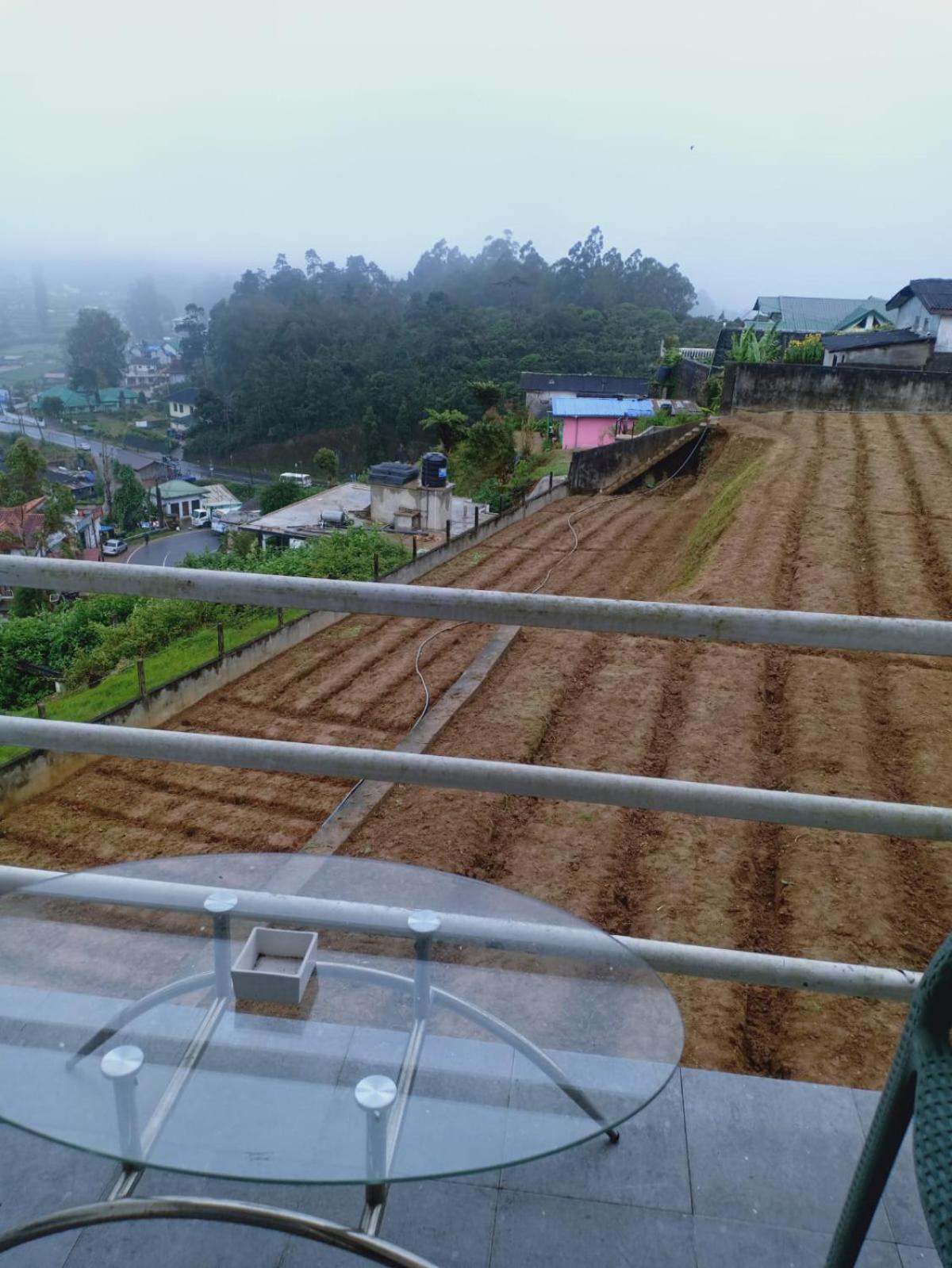 Отель Blue Meadows Nuwaraeliya Нувара-Элия Экстерьер фото